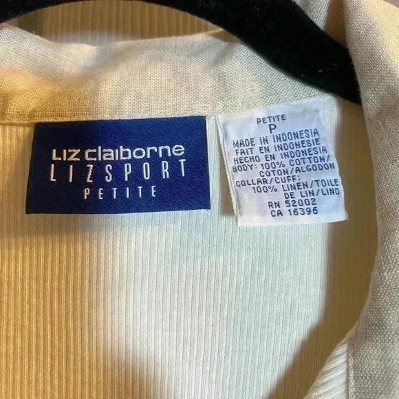 Liz Claiborne Lizsport Petite in a cream color. Size Petite - Picture 4 of 4